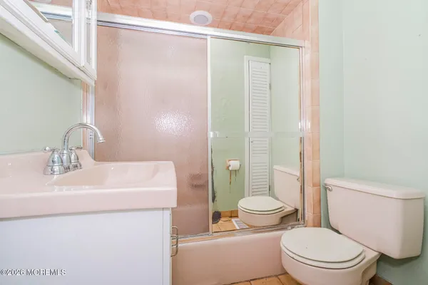 $575,000 | 20 North Main Street, Marlboro, NJ 07746