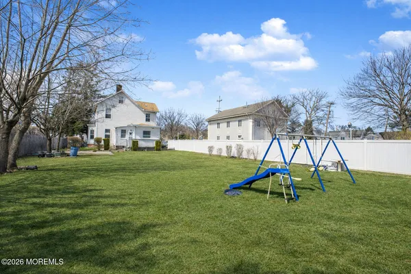 $575,000 | 20 North Main Street, Marlboro, NJ 07746