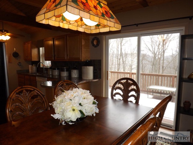800 Mitchell Mountain Road Sparta, NC 28675 - Photo 8 of 21 Gallery Image 8