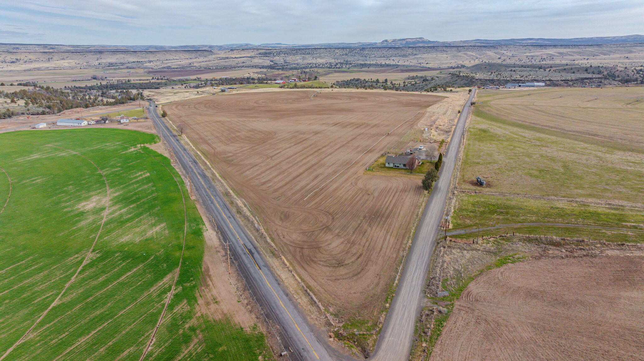 7507 Northeast Quaale Road Madras, OR 97741 - Photo 43 of 72 DJI_20250308102700_0107_D-HDR