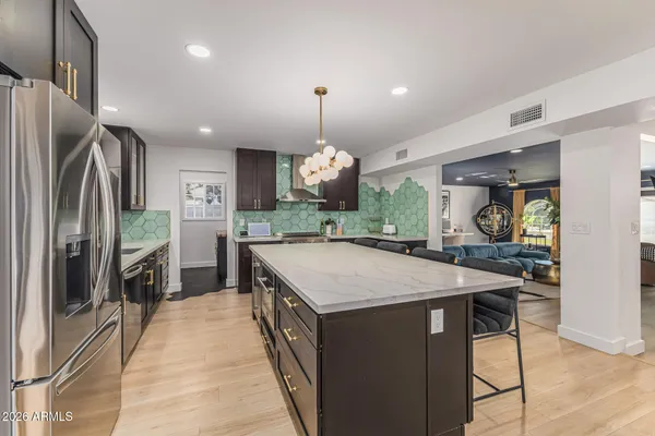 $749,900 | 3202 East Corrine Drive, Phoenix, AZ 85032