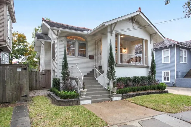 $1,950 | 940 North Carrollton Avenue, Unit A, New Orleans, LA 70119