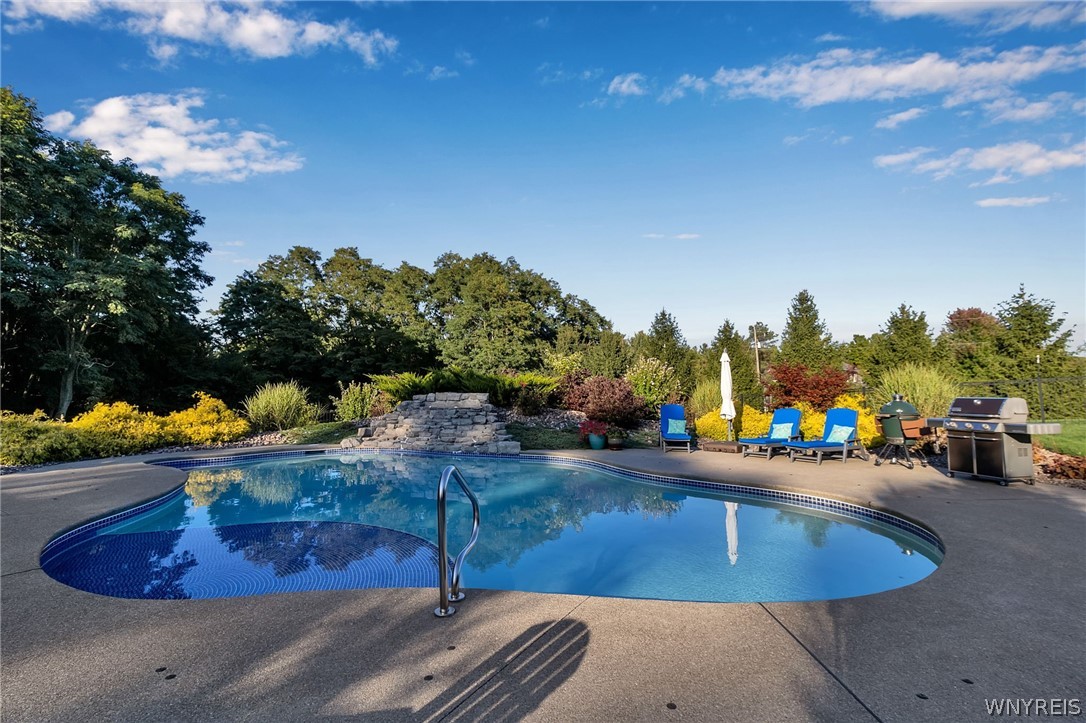 7770 Ellicott Road Orchard Park, NY 14170 - Photo 8 of 50