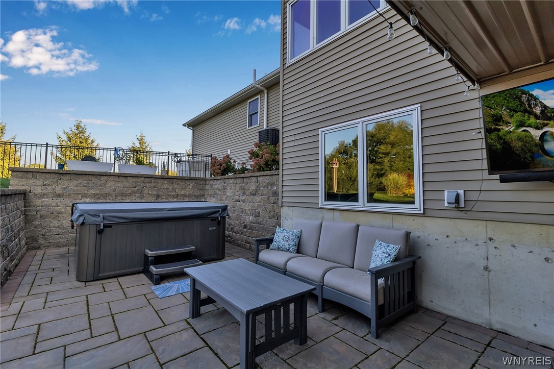 7770 Ellicott Road Orchard Park, NY 14170 - Photo 10 of 50