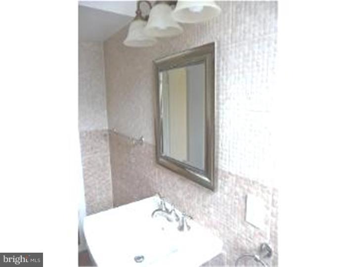 8413 Lynnewood Road Philadelphia, PA 19150 - Photo 14 of 18 Bathroom