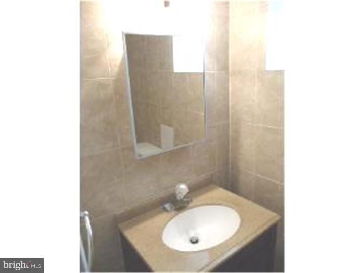 8413 Lynnewood Road Philadelphia, PA 19150 - Photo 17 of 18 Bathroom