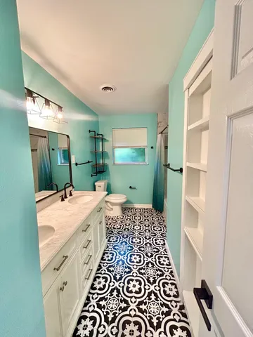 $269,000 | 685 East Washington Street, Monticello, FL 32344