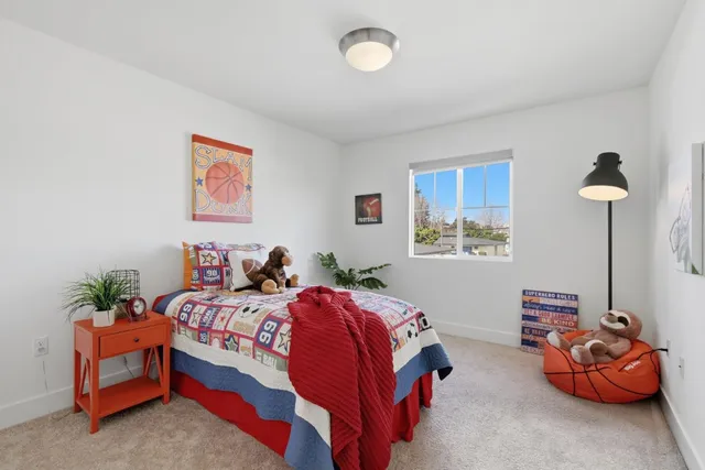 $999,000 | 121 Mountaintop Avenue, Hayward, CA 94544