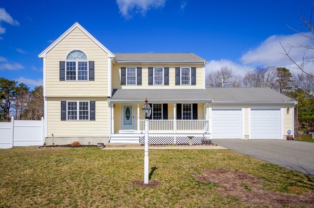 17 Lynne Road Wareham, MA 02571 - Photo 4 of 42 front view of a house with a yard