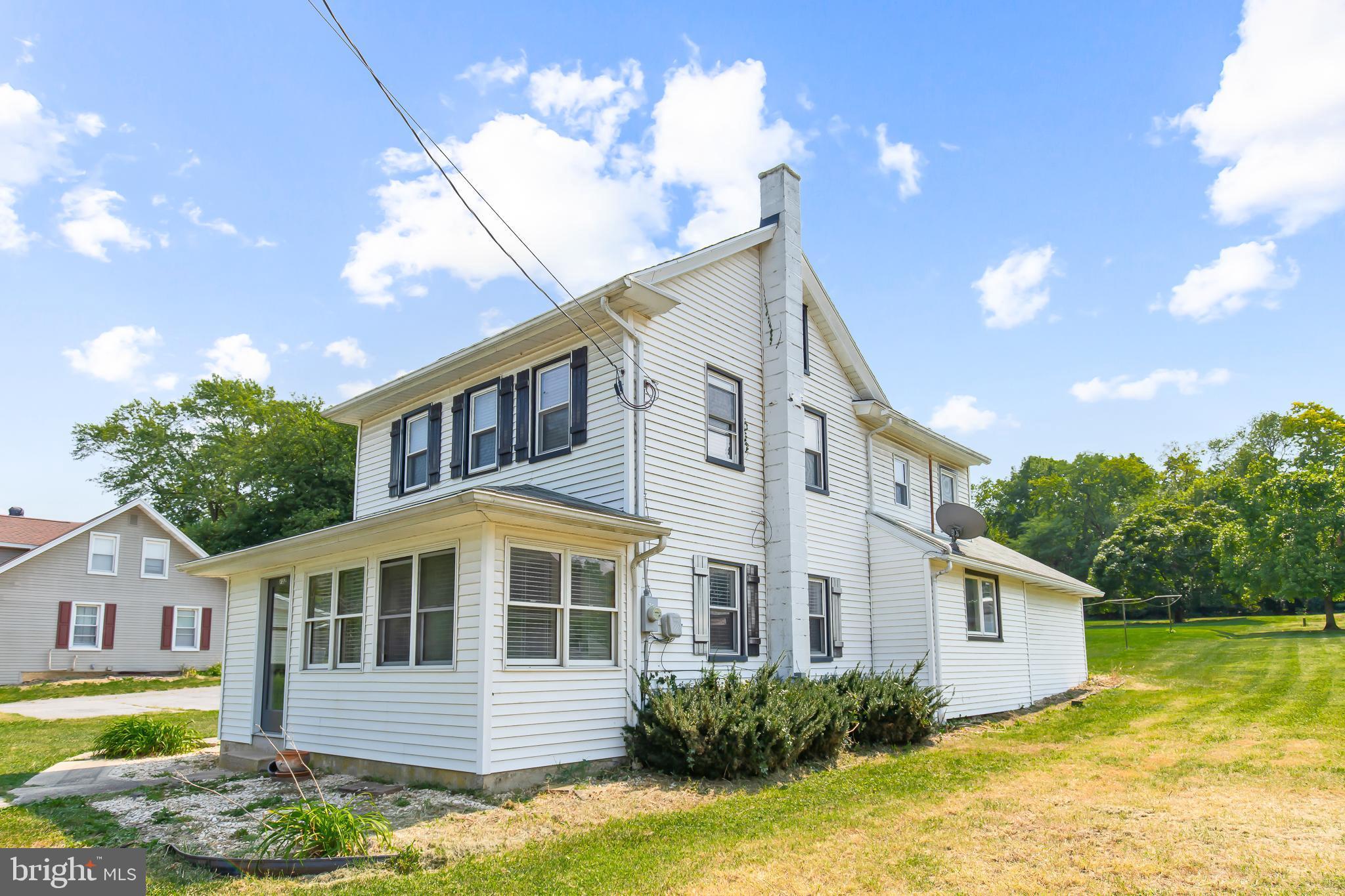 732 Stackstown Road Bainbridge, PA 17502 - Photo 4 of 40