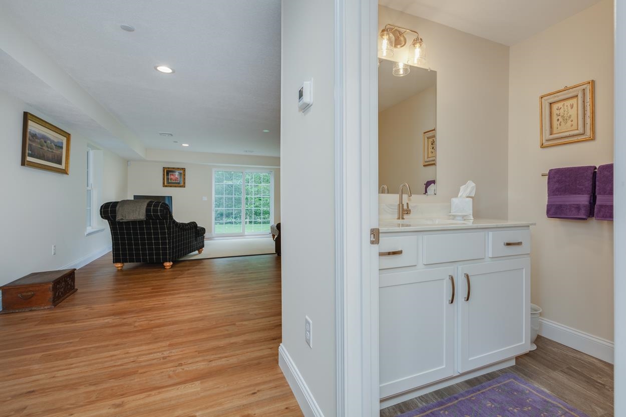 10 Springfield Drive East Hampstead, NH 03826 - Photo 20 of 40