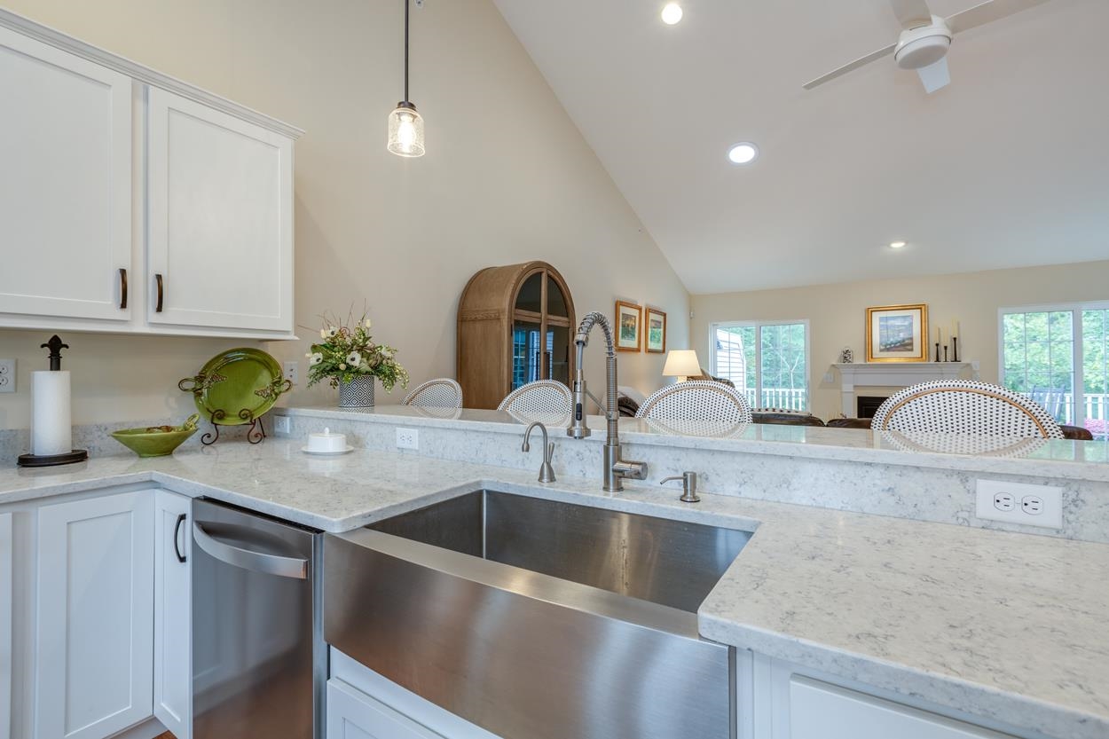 10 Springfield Drive East Hampstead, NH 03826 - Photo 38 of 40