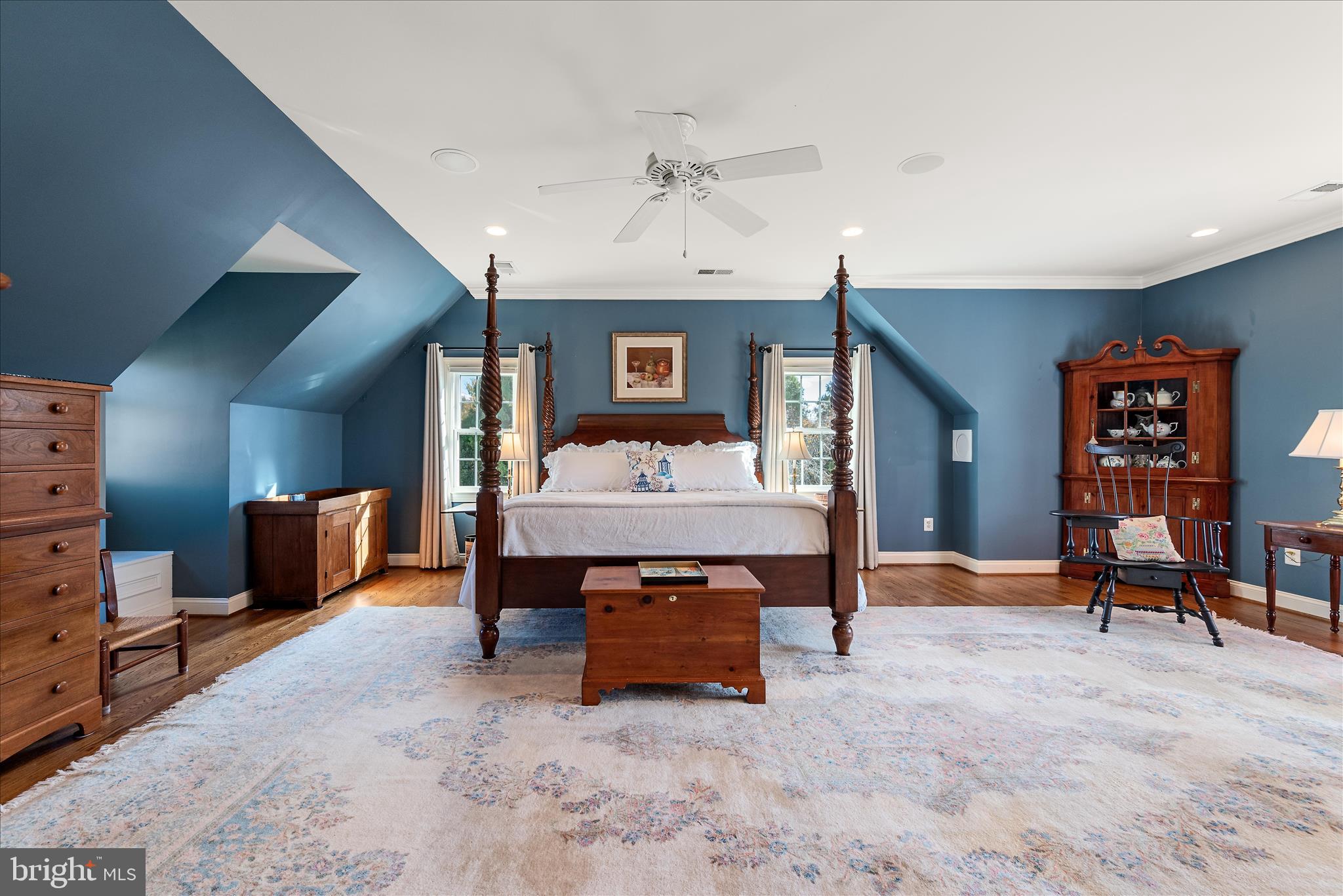 17635 Harmony Church Road Hamilton, VA 20158 - Photo 64 of 108 Primary Bedroom suite with oak hardwood floors.