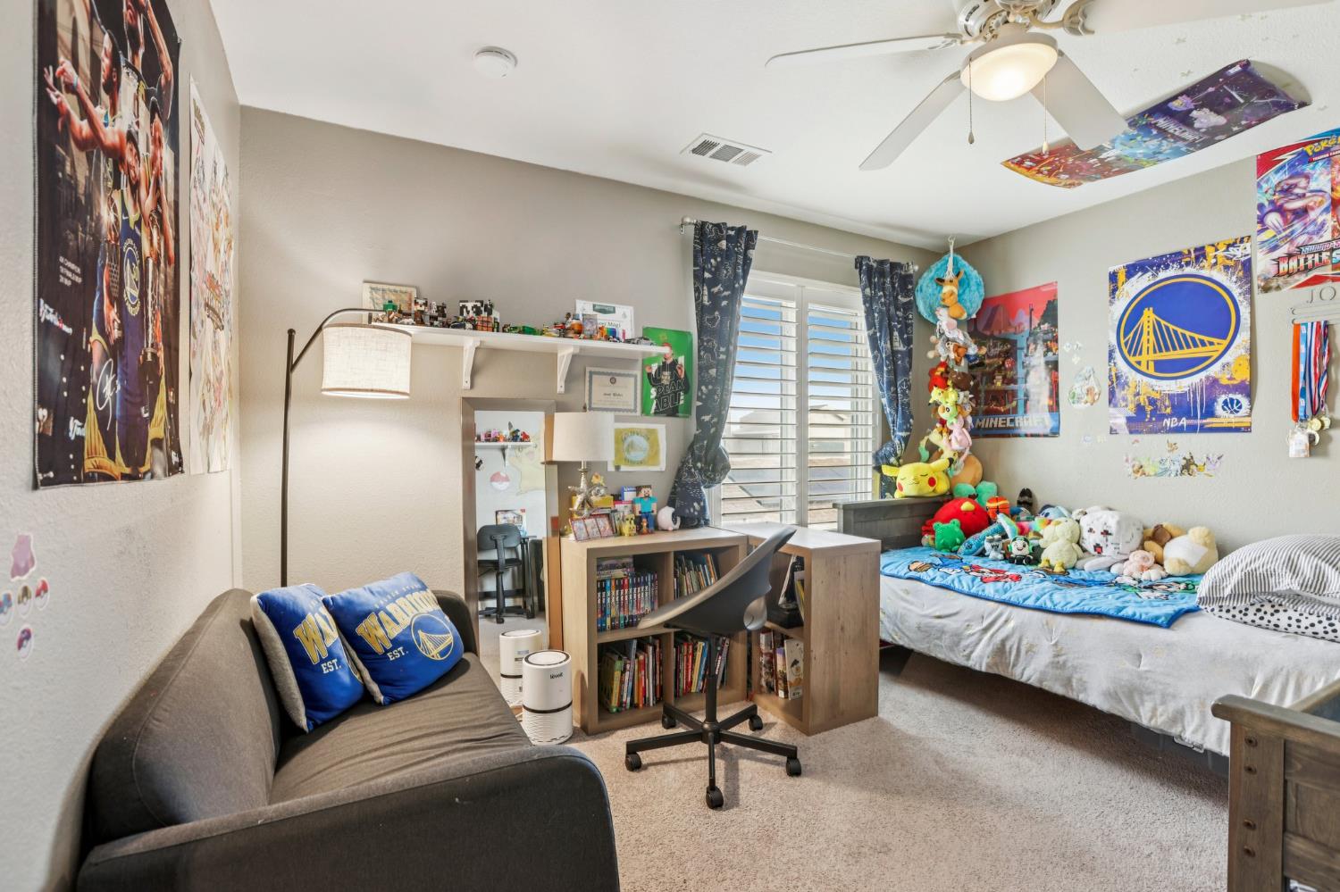 1890 Spring Valley Way Tracy, CA 95377 - Photo 20 of 35