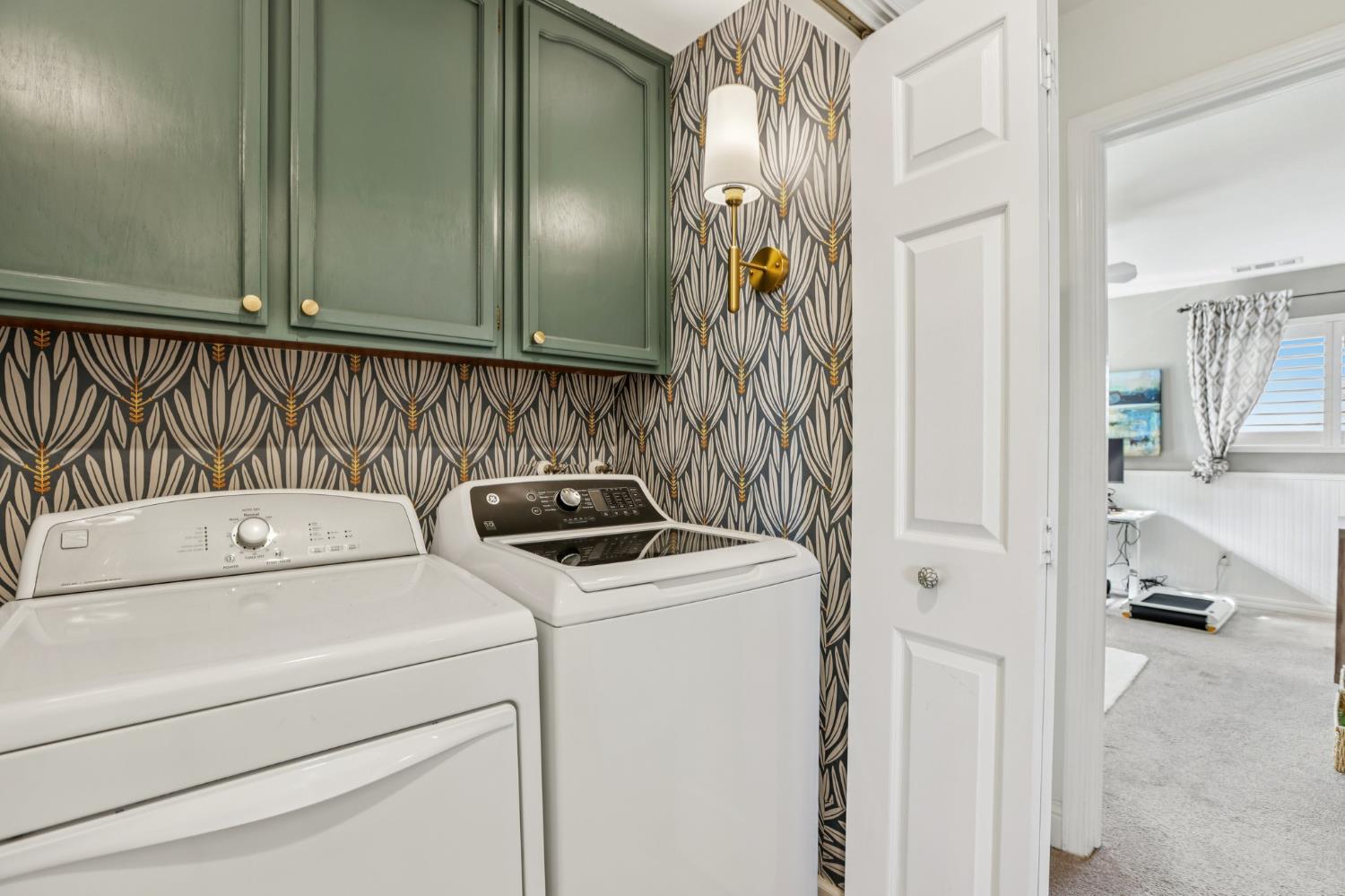 1890 Spring Valley Way Tracy, CA 95377 - Photo 23 of 35