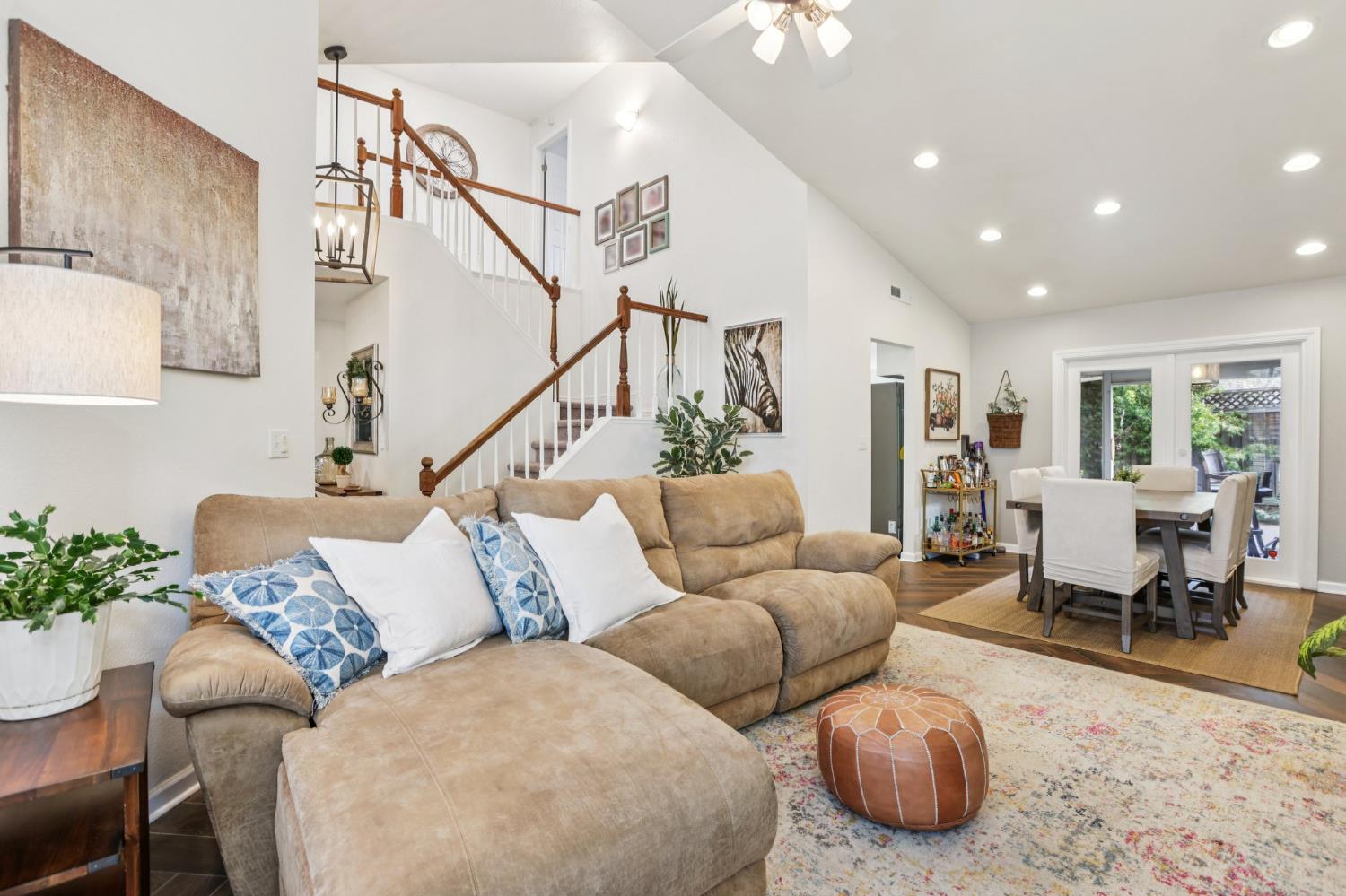 1890 Spring Valley Way Tracy, CA 95377 - Photo 4 of 35