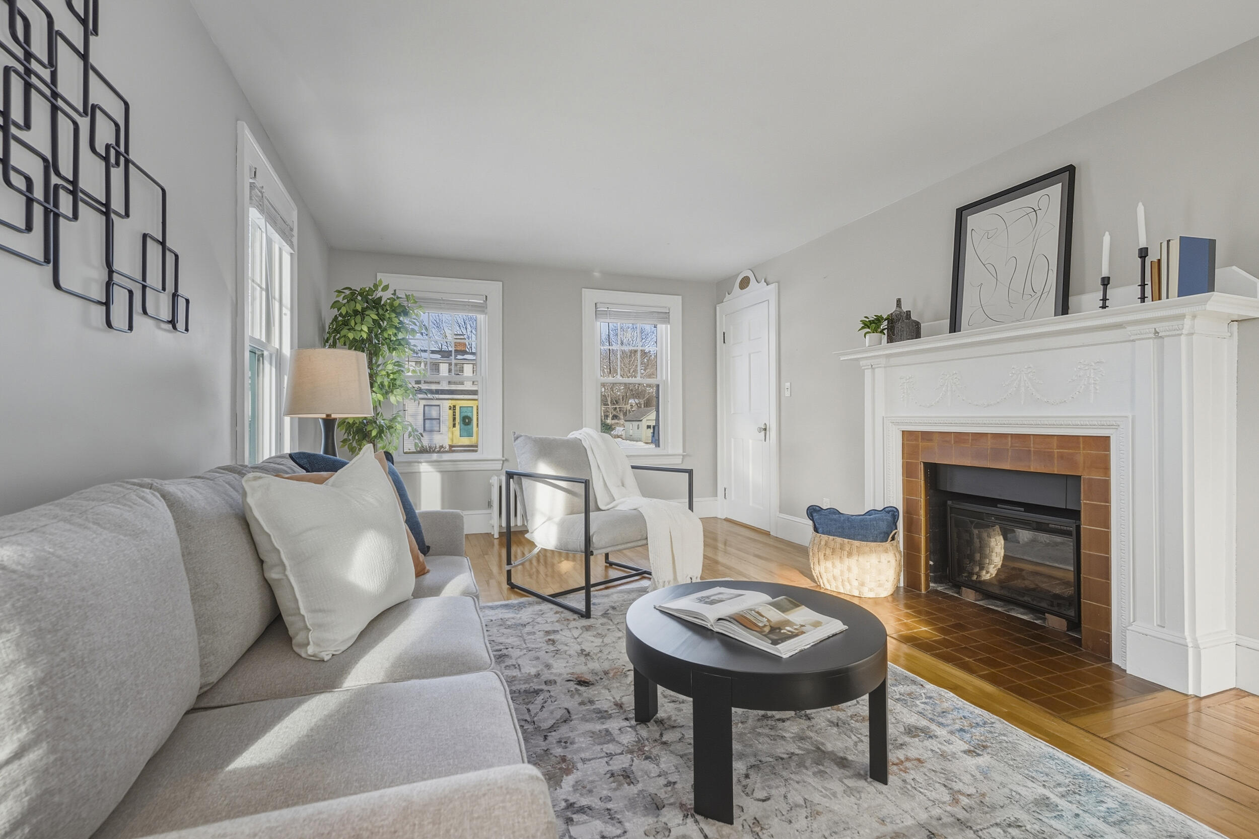 28 Clifford Street South Portland, ME 04106 - Photo 13 of 50 31_28clifford-55