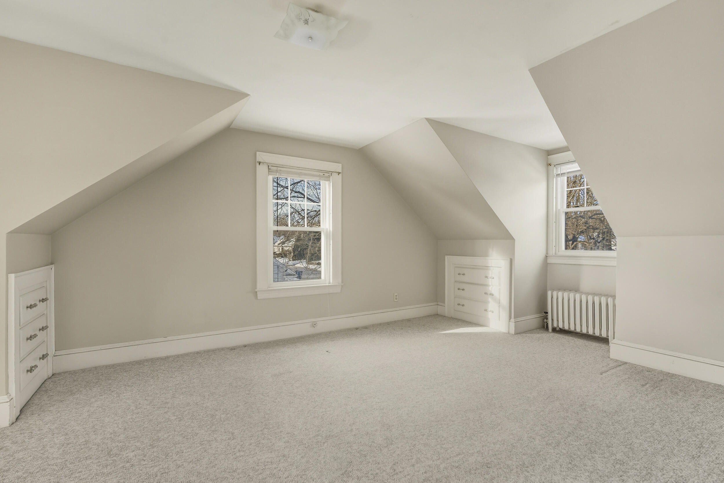 28 Clifford Street South Portland, ME 04106 - Photo 23 of 50 52_28clifford-78