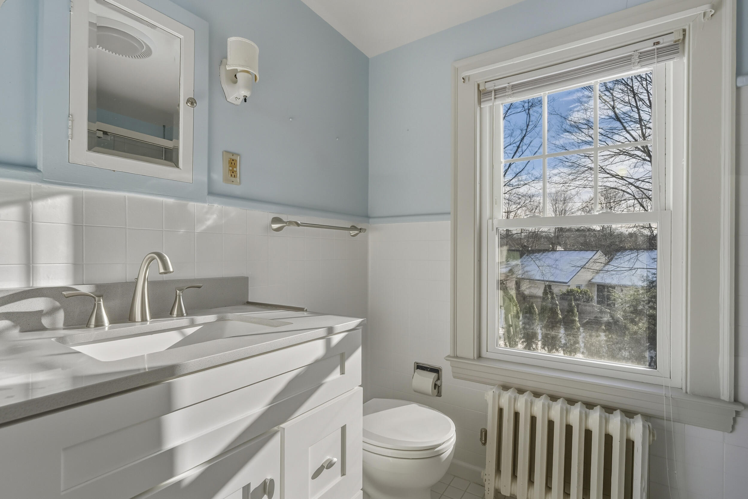 28 Clifford Street South Portland, ME 04106 - Photo 27 of 50 41_28clifford-67