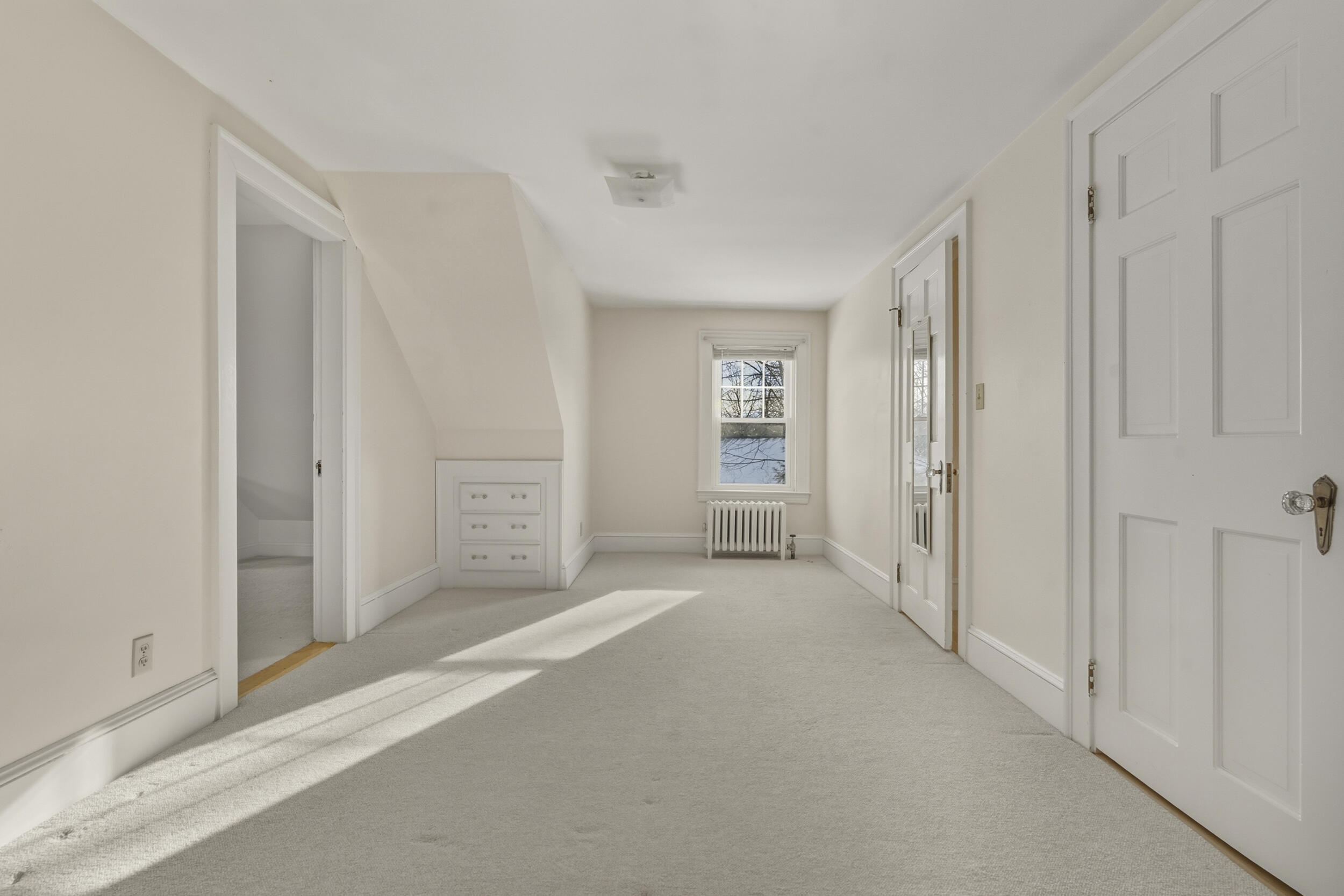 28 Clifford Street South Portland, ME 04106 - Photo 30 of 50 46_28clifford-72