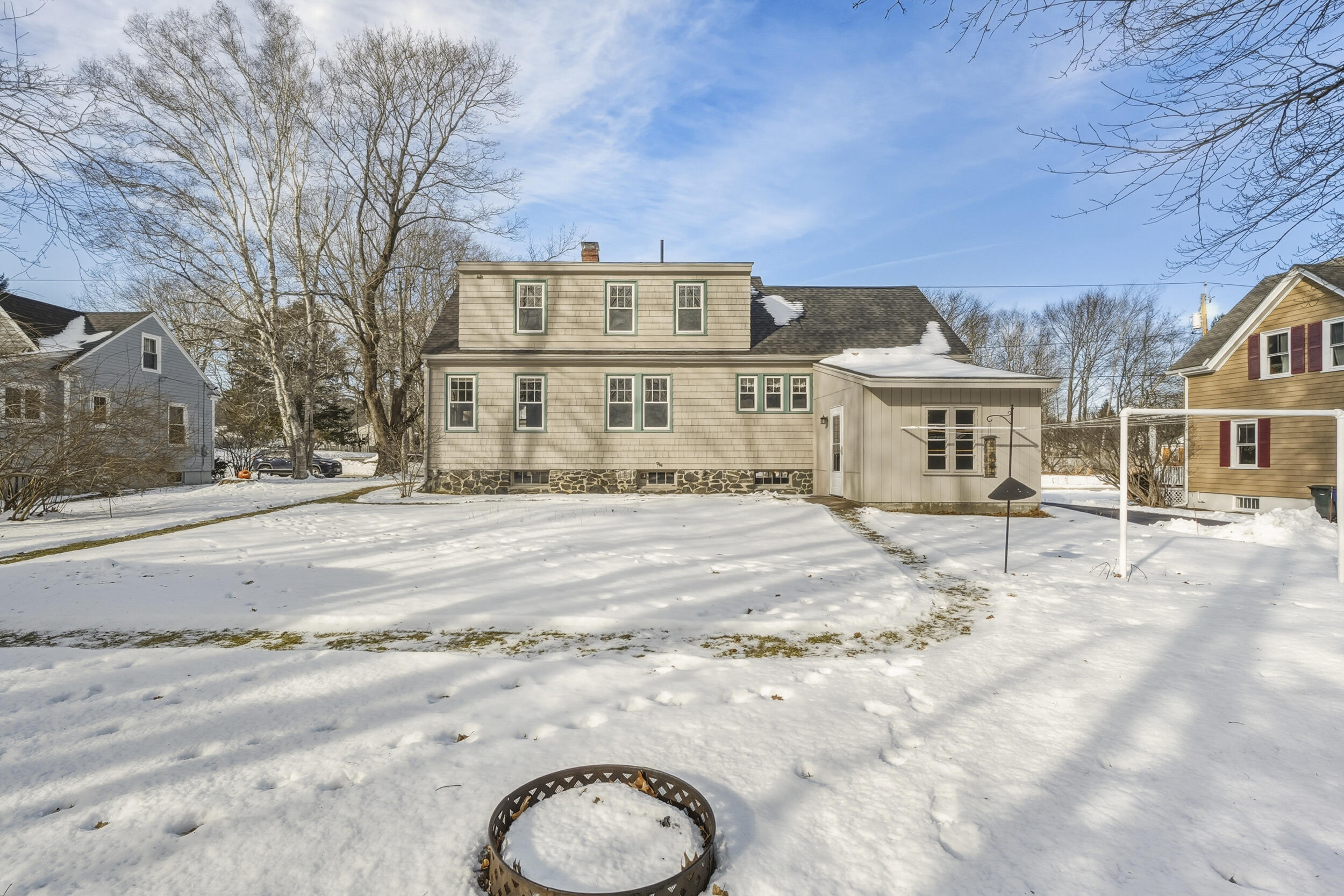 28 Clifford Street South Portland, ME 04106 - Photo 37 of 50 82_28clifford-38