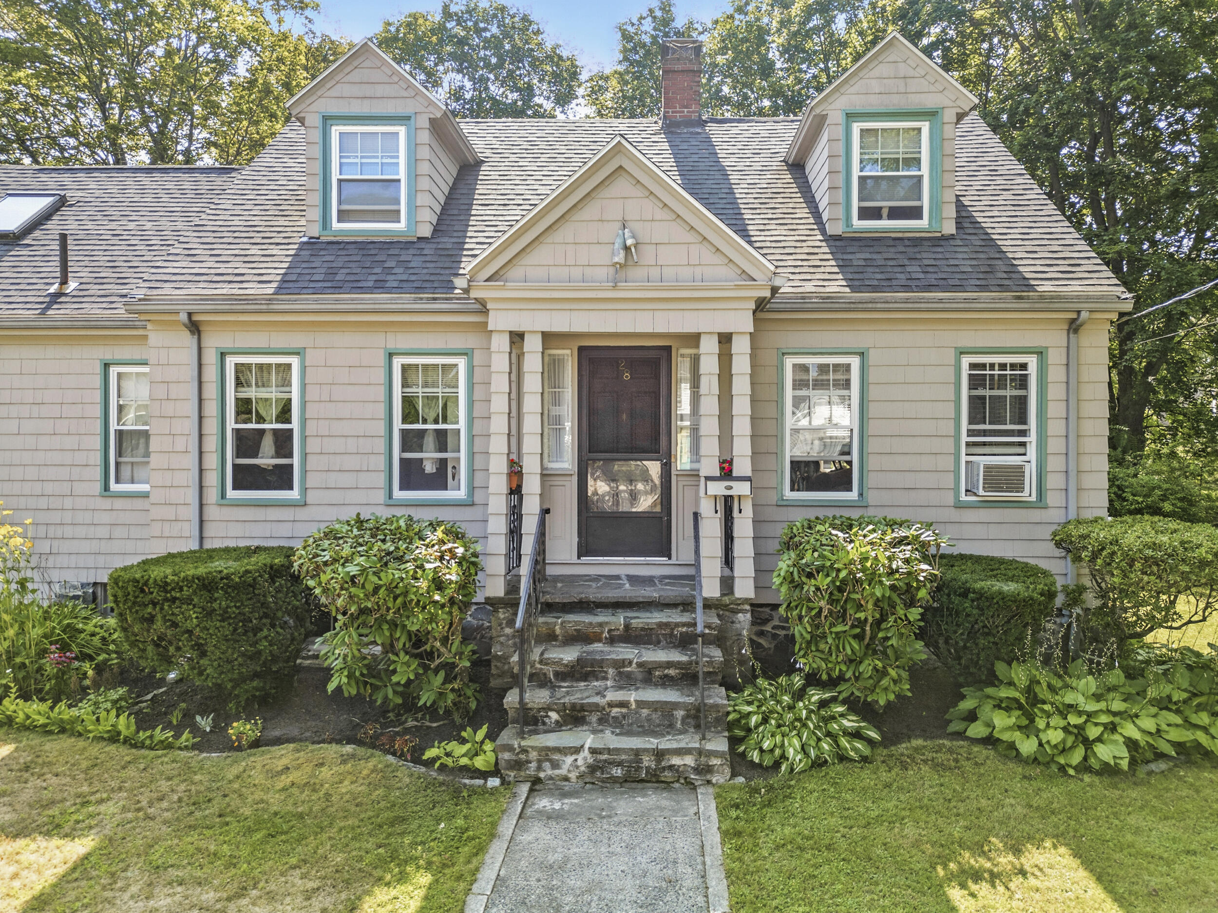 28 Clifford Street South Portland, ME 04106 - Photo 41 of 50 28clifford-20