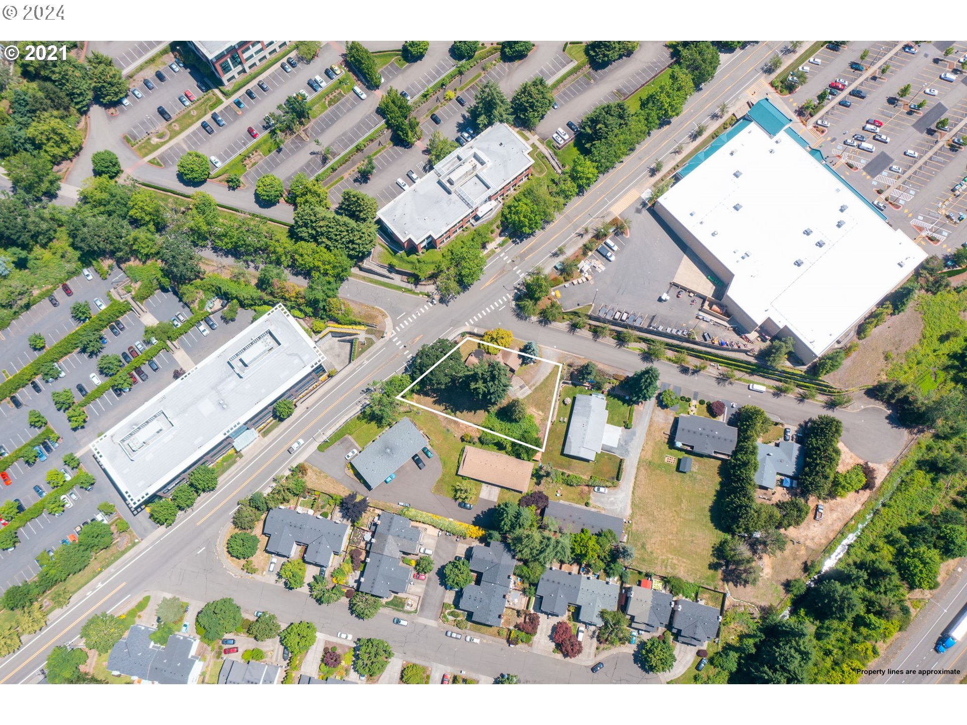 1791 Blankenship Road West Linn, OR 97068 - Photo 4 of 6