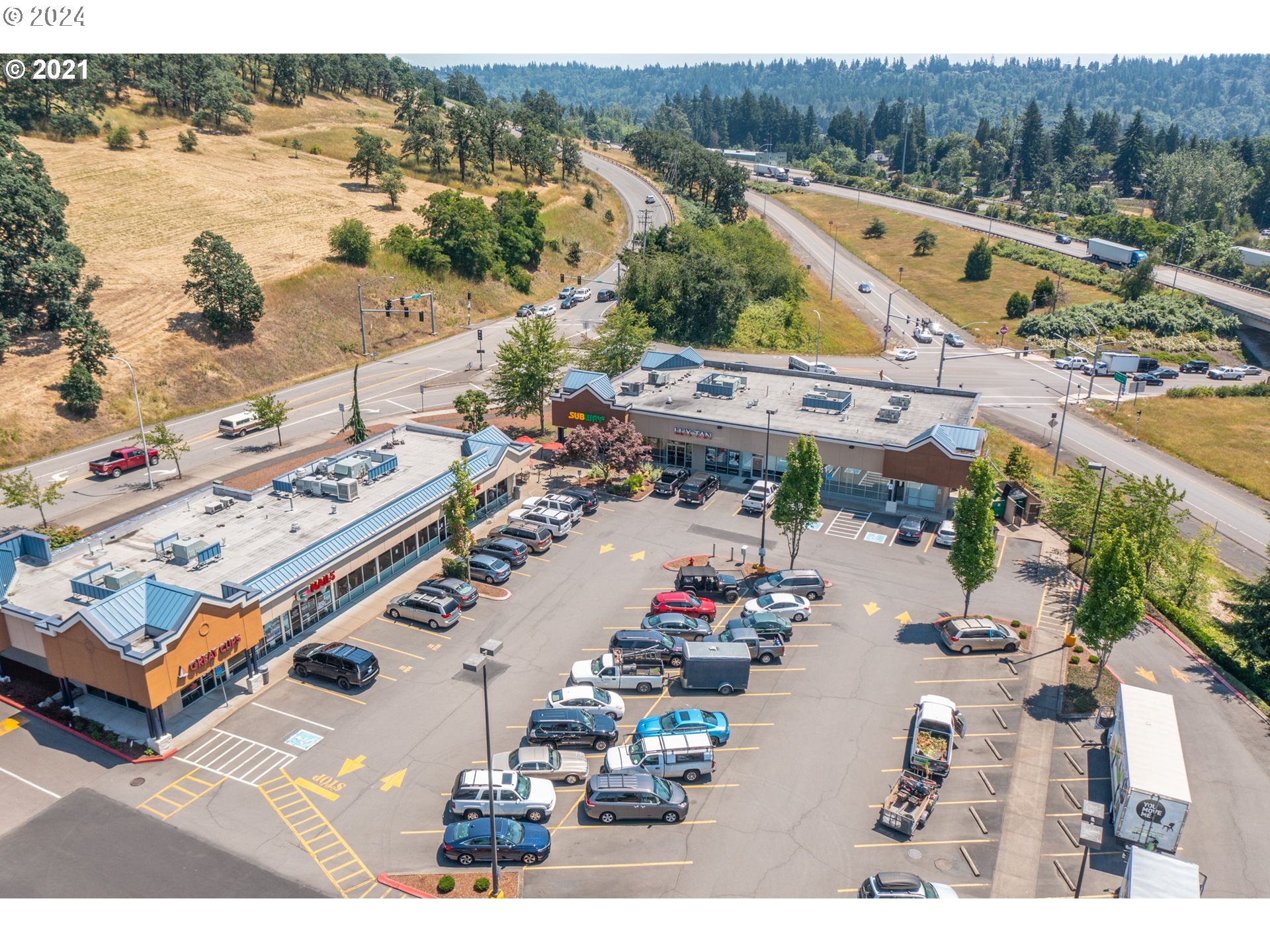 1791 Blankenship Road West Linn, OR 97068 - Photo 5 of 6