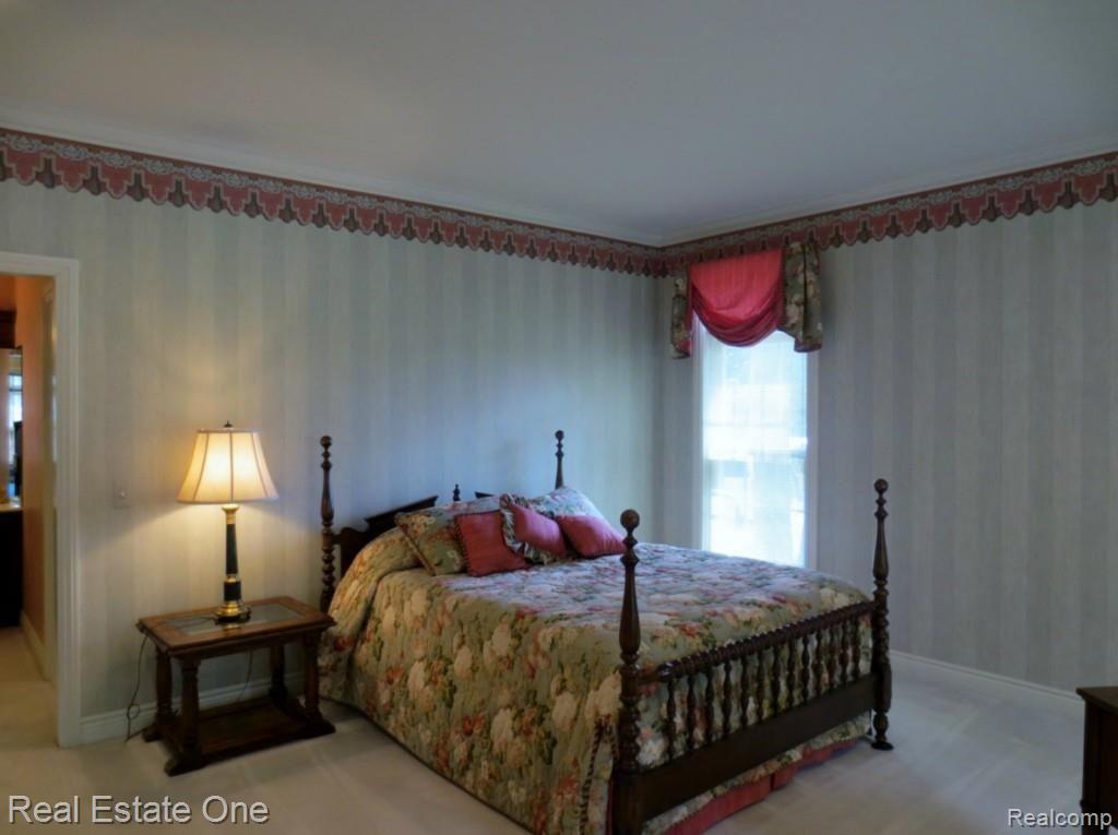 1330 New Love Lane Rochester, MI 48309 - Photo 16 of 43 IMG_5063.jpg