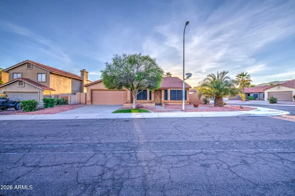 $595,000 | 14844 South 27th Way, Phoenix, AZ 85048