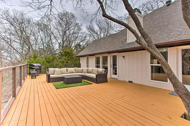a view of deck with patio