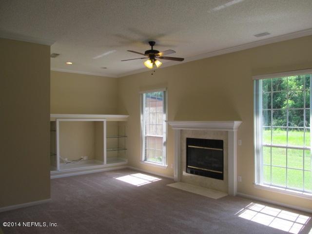 10530 Slay Road Jacksonville, FL 32219 - Photo 8 of 18 Family Room