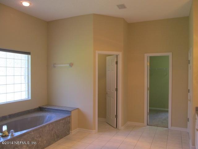 10530 Slay Road Jacksonville, FL 32219 - Photo 10 of 18 Master Bathroom