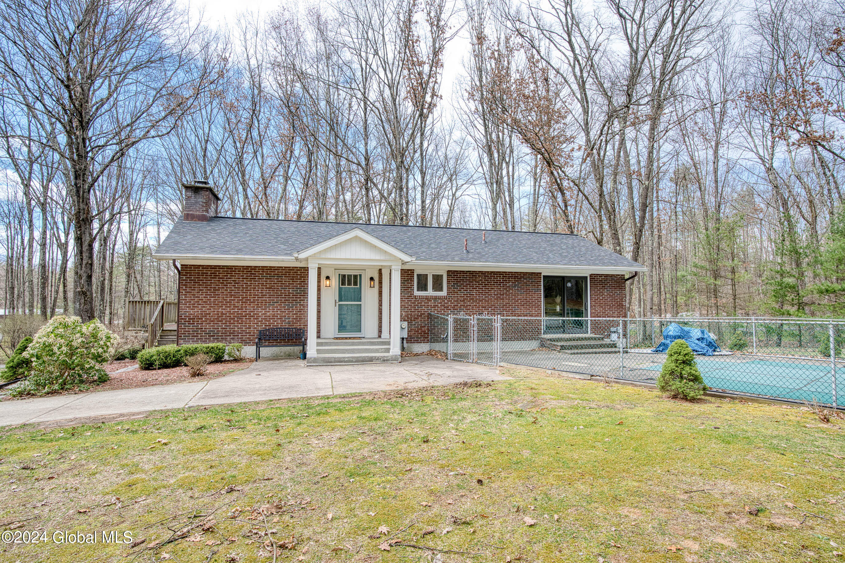 108 Ruggles Road Wilton, NY 12866 - Photo 4 of 34 007-108-Ruggles-Rd