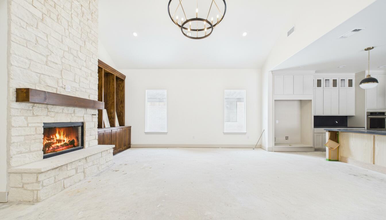 4620 138th Place Lubbock, TX 79424 - Photo 5 of 45 IMG_4993