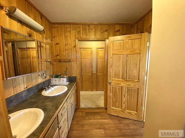 $696,000 | 11 Valley Road, Ellis, ID 83235