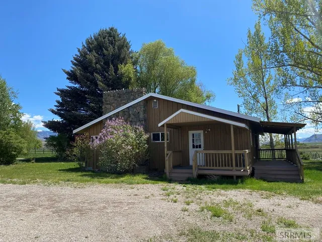 $696,000 | 11 Valley Road, Ellis, ID 83235
