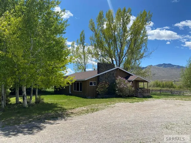 $696,000 | 11 Valley Road, Ellis, ID 83235
