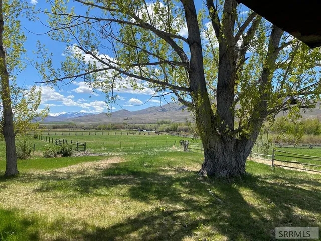 $696,000 | 11 Valley Road, Ellis, ID 83235