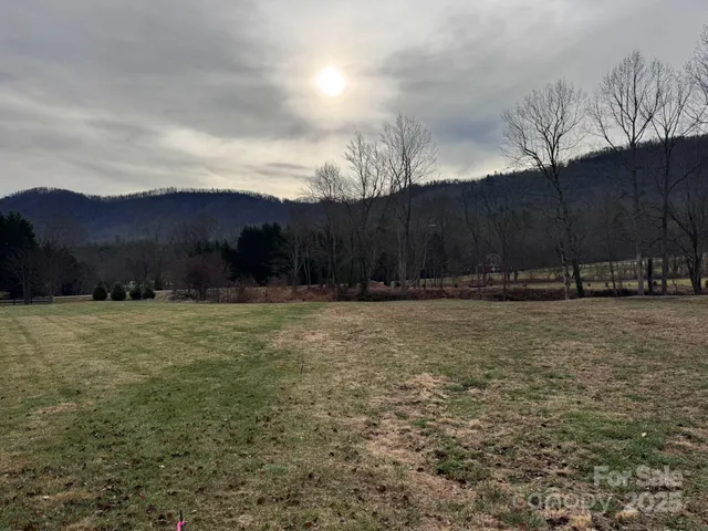 $172,000 | 0 Walnut Valley Lane, Unit 5, Hendersonville, NC 28739