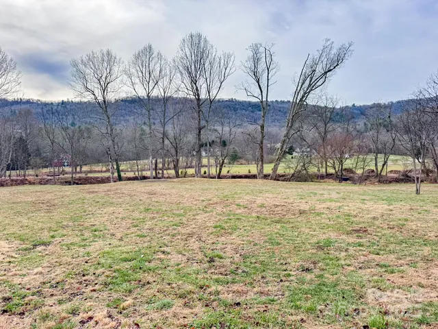 $172,000 | 0 Walnut Valley Lane, Unit 5, Hendersonville, NC 28739