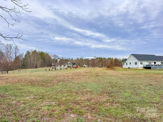 $172,000 | 0 Walnut Valley Lane, Unit 5, Hendersonville, NC 28739