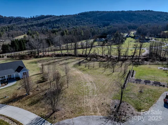 $172,000 | 0 Walnut Valley Lane, Unit 5, Hendersonville, NC 28739