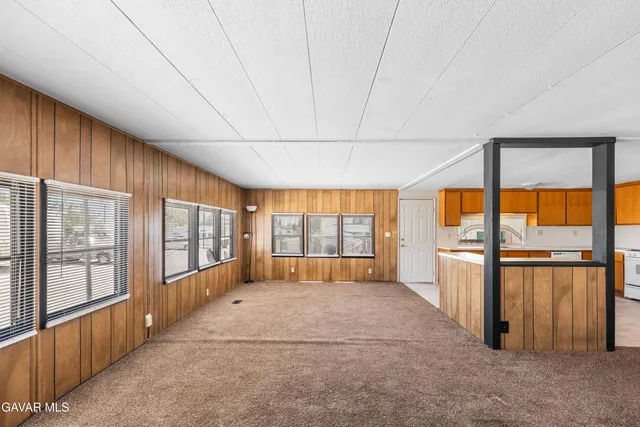 $57,777 | 2121 Nadeau Street, Mojave, CA 93501