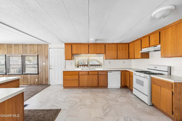 $57,777 | 2121 Nadeau Street, Mojave, CA 93501