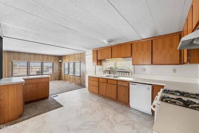 $57,777 | 2121 Nadeau Street, Mojave, CA 93501