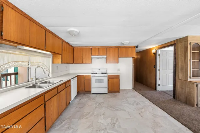 $57,777 | 2121 Nadeau Street, Mojave, CA 93501