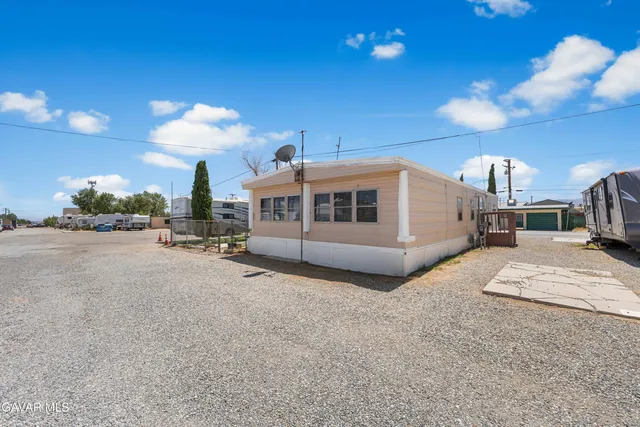 $57,777 | 2121 Nadeau Street, Mojave, CA 93501