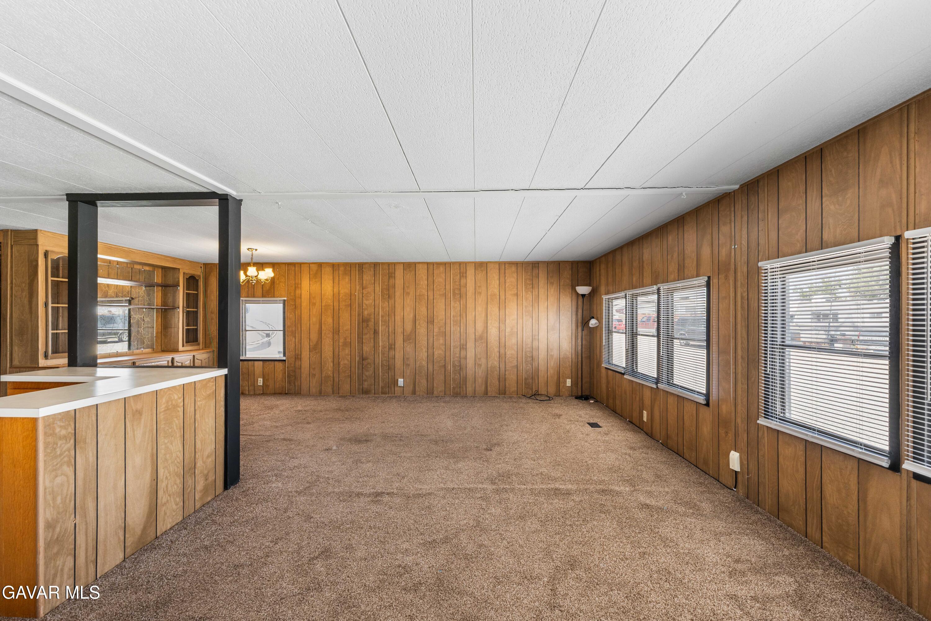 2121 Nadeau Street Mojave, CA 93501 - Photo 9 of 36 Nadeau St-11