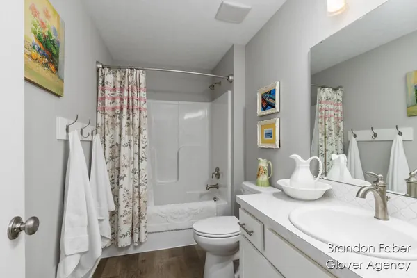 $465,000 | 11116 View Pond Court, Unit 31, Allendale, MI 49401